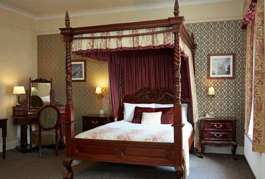 George Hotel By Greene King Inns 亨廷登 外观 照片
